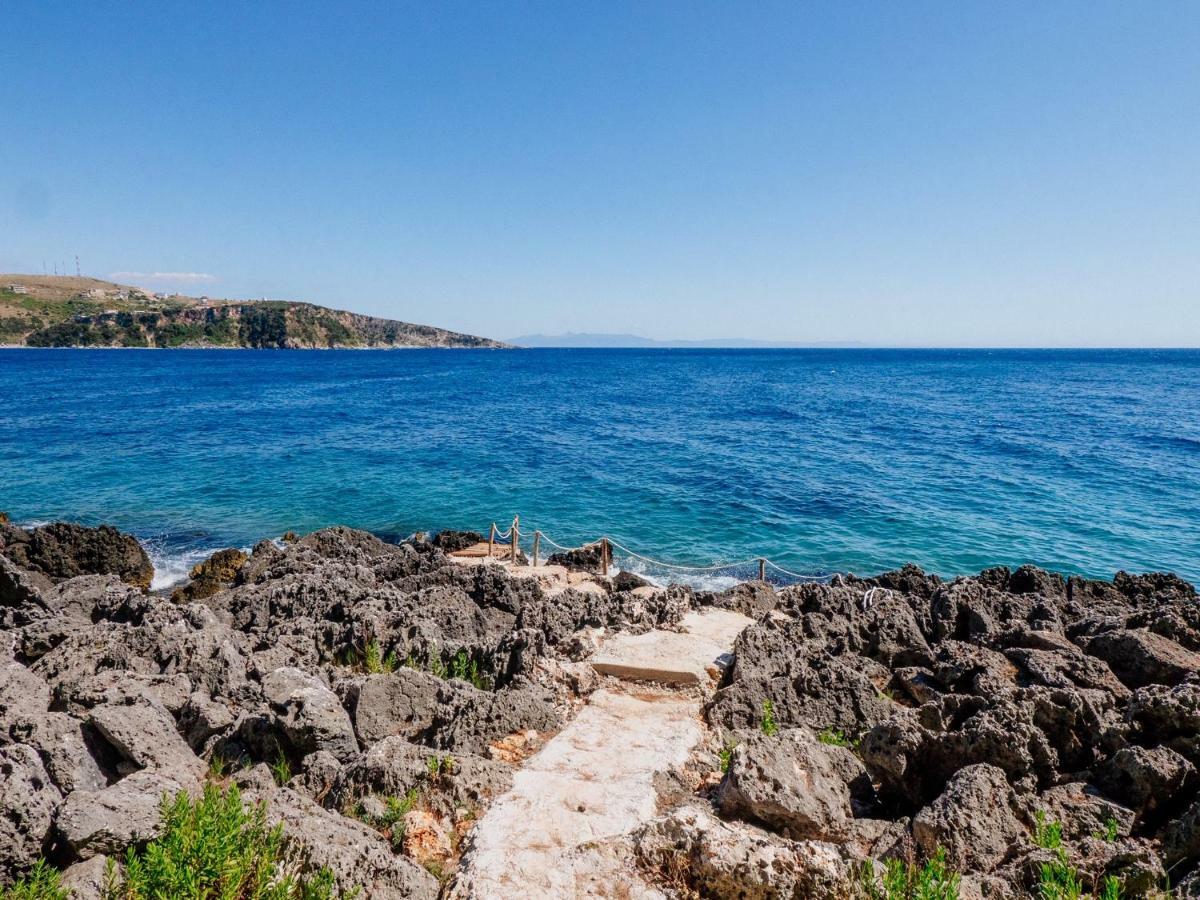 The Sea Cave Campeggio Himare